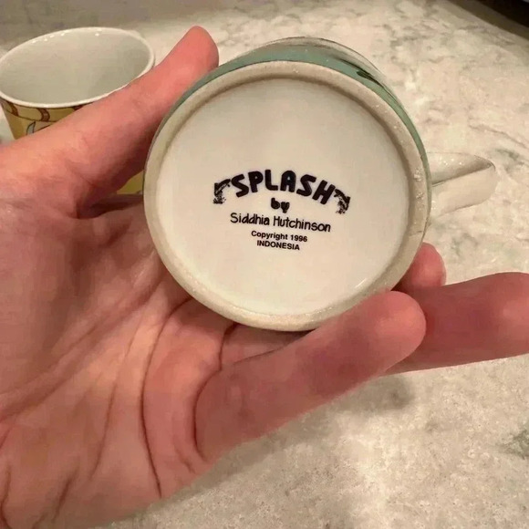 Set of three "Splash" by Siddhia Hutchinson Espresso cups mugs - Picture 6 of 8